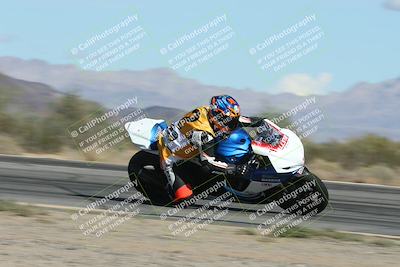 media/Nov-16-2025-Race Pace (Sun) [[8c5fa54630]]/Non Verified Riders (1st 20 Minutes)/3-Turn 3 Inside (11am)/